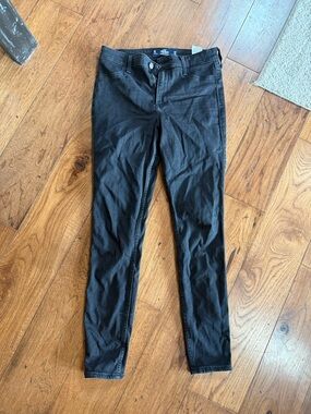 Hollister Black High-Rise Skinny Jeans